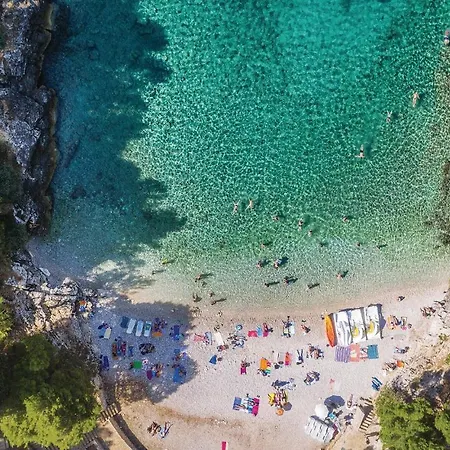Holiday home Gorgeous In With Outdoor Swimming Pool Pula